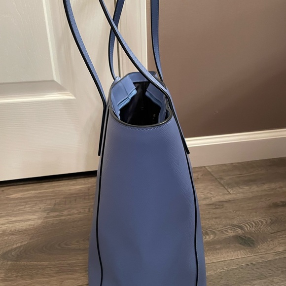 Kate Spade Elegant Blue Shoulder Bag - Picture 5 of 6